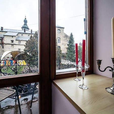 Romantic Apartments - Оn Valova Street Lviv Eksteriør billede