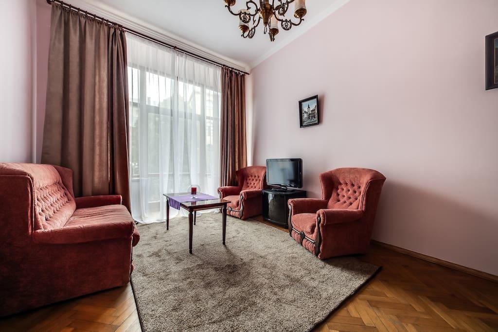 Romantic Apartments - Оn Valova Street Lviv Eksteriør billede